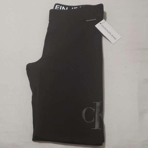 Calvin Klein Logo High Waist Bike Shorts NWT 👖 - Picture 2 of 4